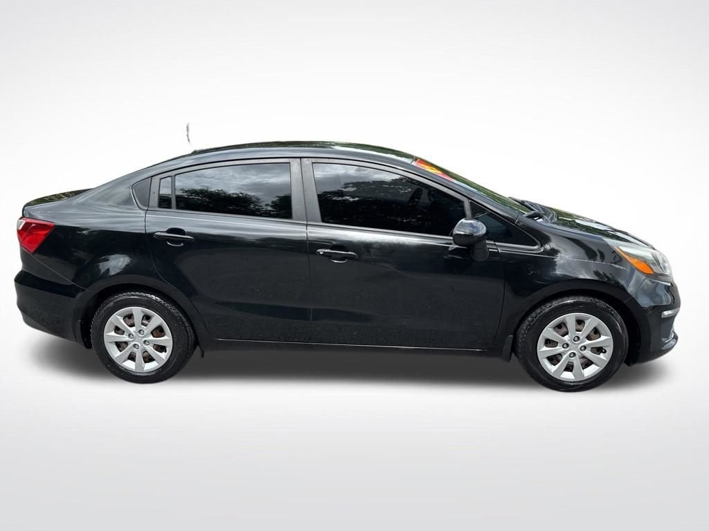 Used 2017 Black Kia LX image 4