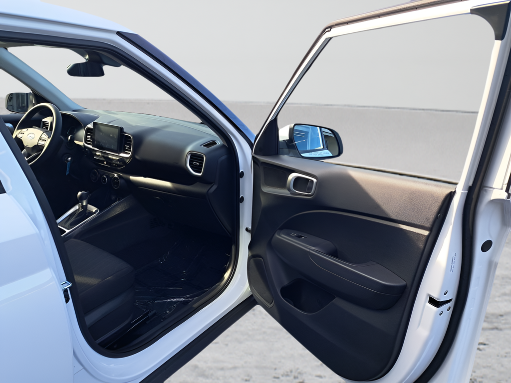 New 2026 White Hyundai SE image 16
