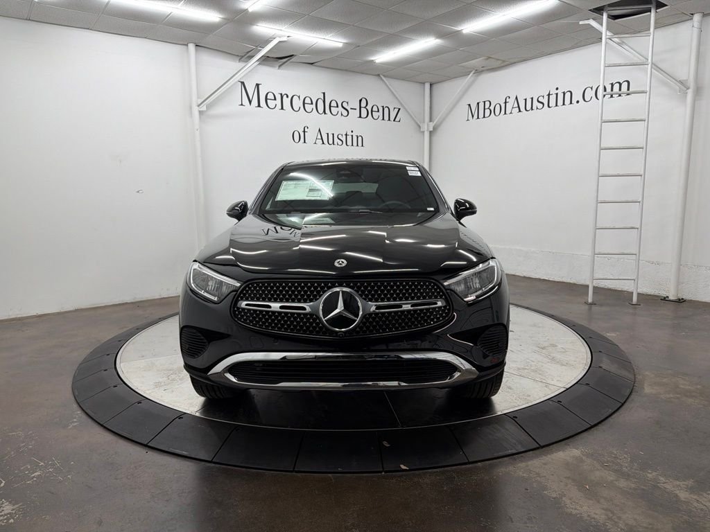 New 2026 Black Mercedes-Benz GLC 300 image 2