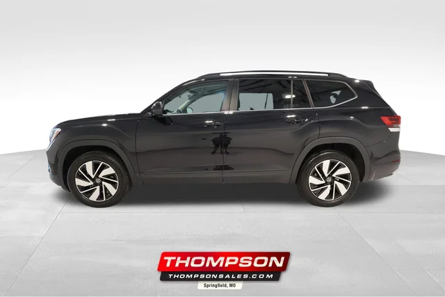 2026 Volkswagen Atlas SE w/Technology