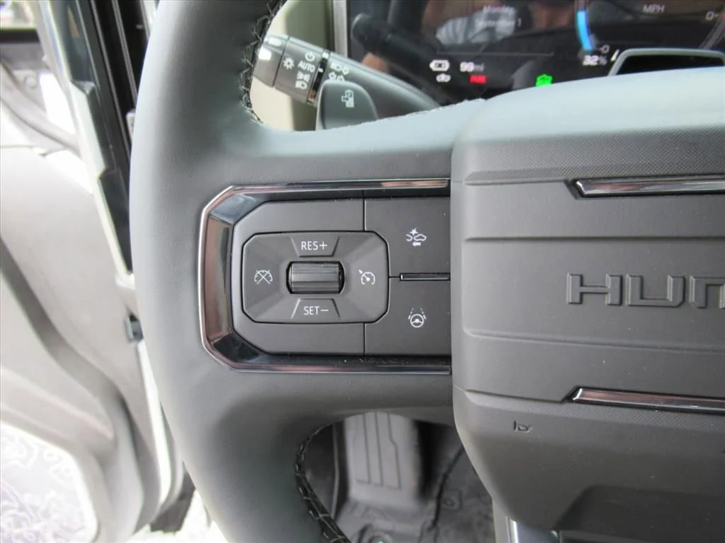 2026 GMC HUMMER EV 2X - Photo 18
