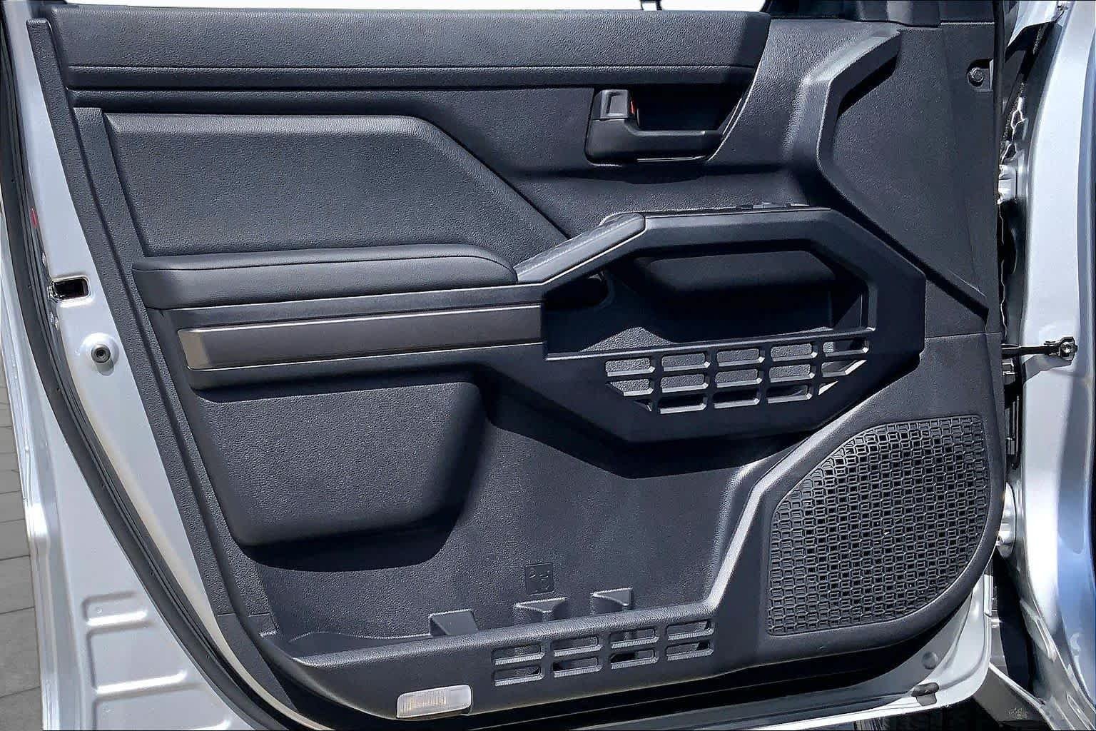 Used 2026 Cutting Edge Toyota SR5 image 20