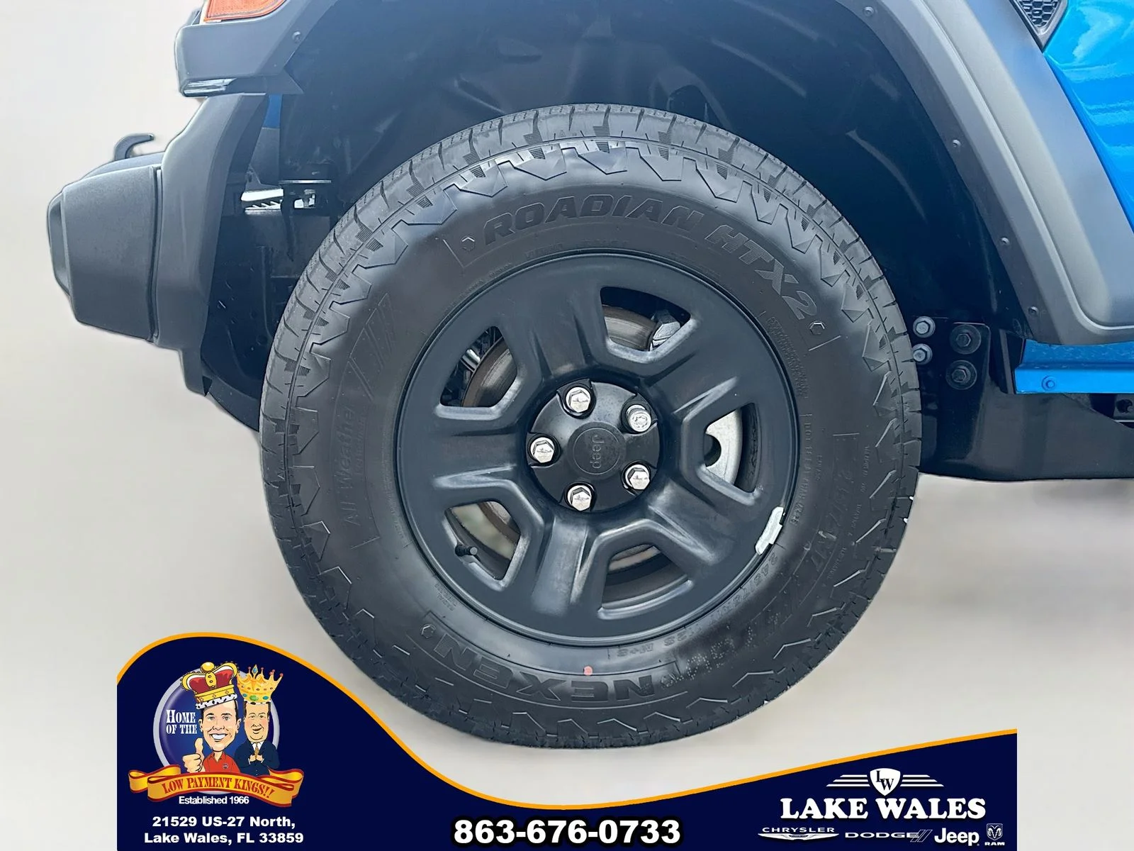 New 2026 Hydro Blue Pearl-Coat Exterior Paint Jeep Sport image 27