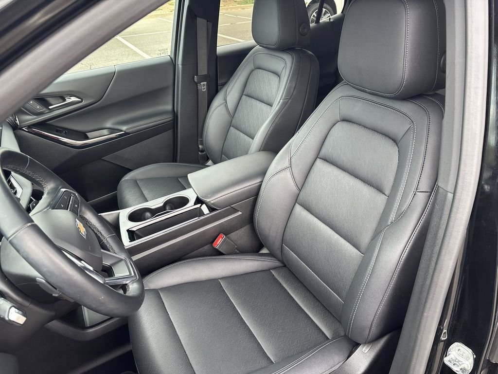 2025 Chevrolet Equinox LT - Photo 23