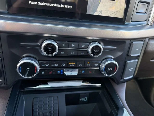 Used 2023 White Ford King Ranch image 23