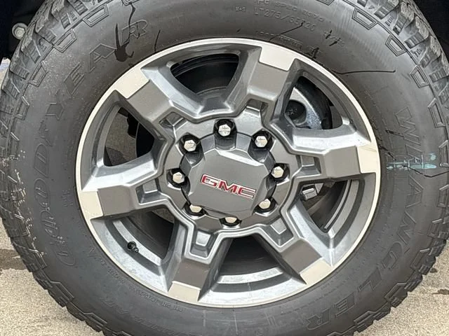 2026 GMC Sierra 2500HD SLT - Photo 10