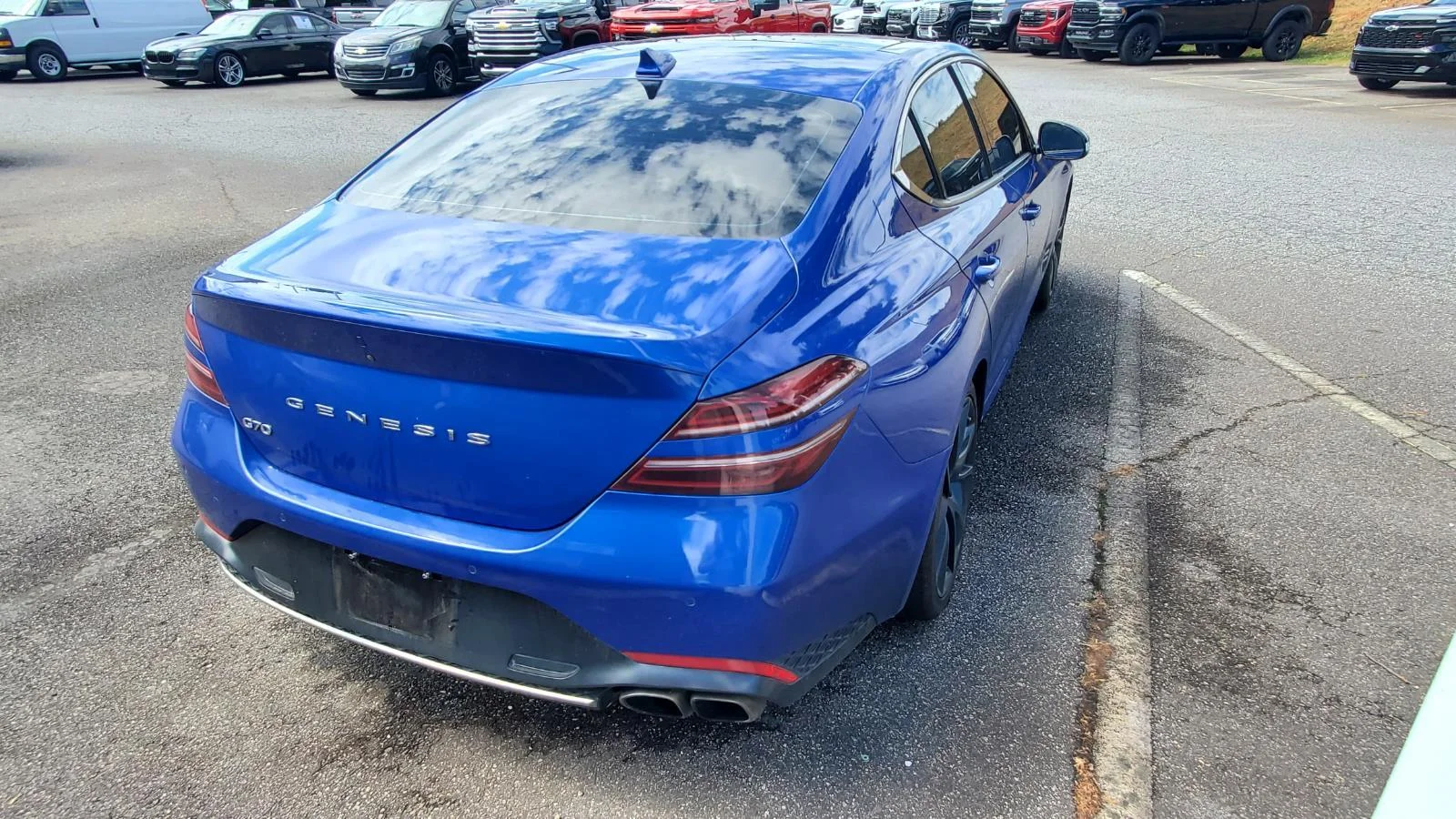 Used 2023 Mallorca Blue Genesis 2.0T image 9