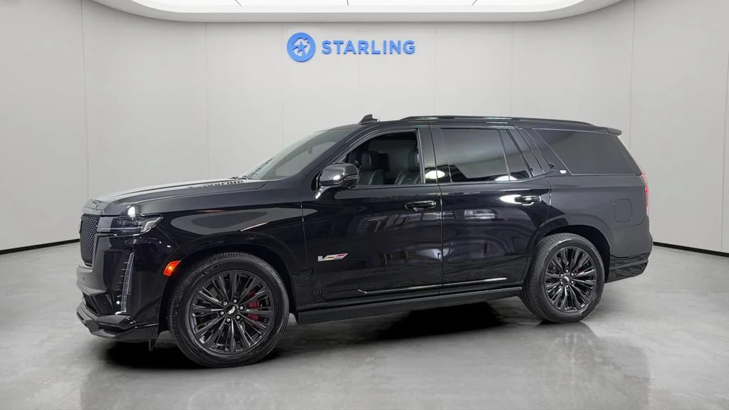 Used 2023 BLACK RAVEN Cadillac AWD V-Series image 3
