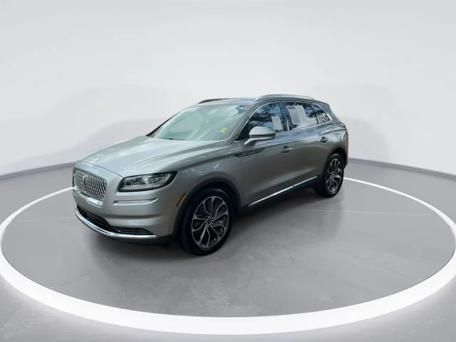 Used 2021 Silver Lincoln Reserve image 4