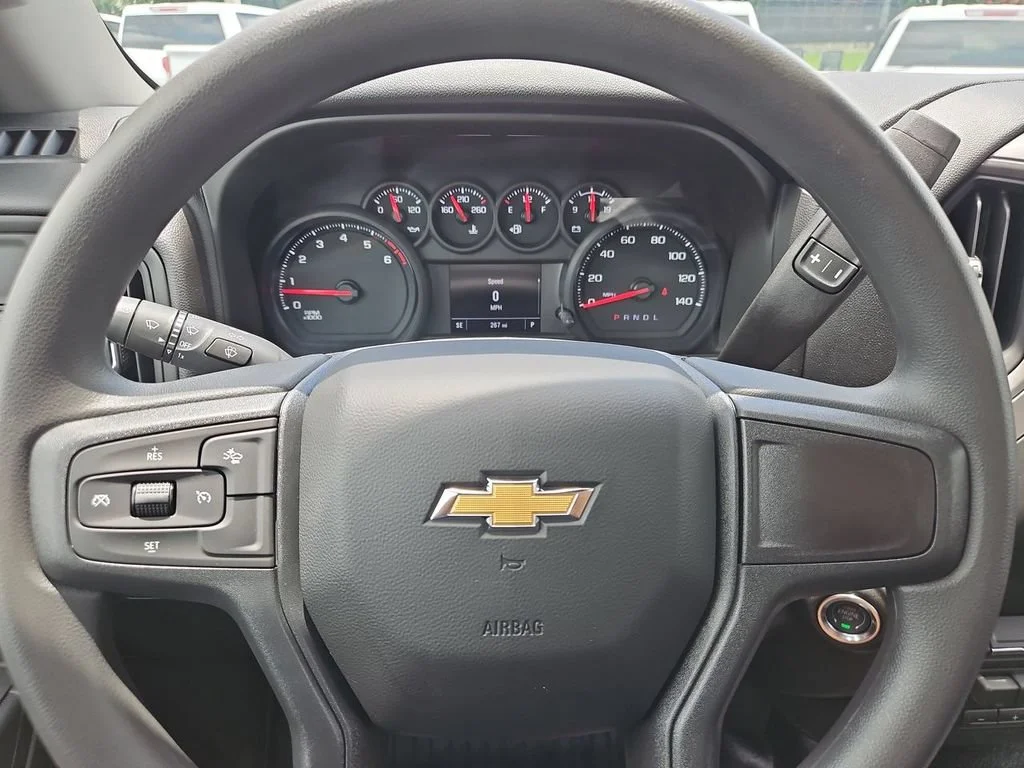 New 2026 Summit White Chevrolet WT image 15