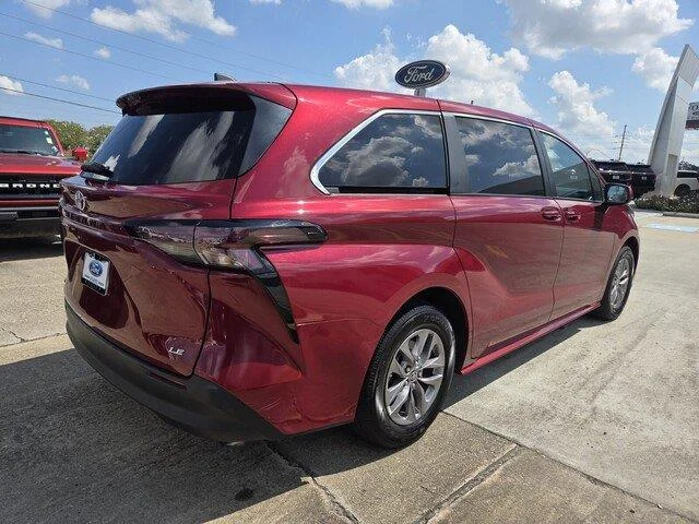 Used 2025 Ruby Flare Pearl Toyota LE image 5