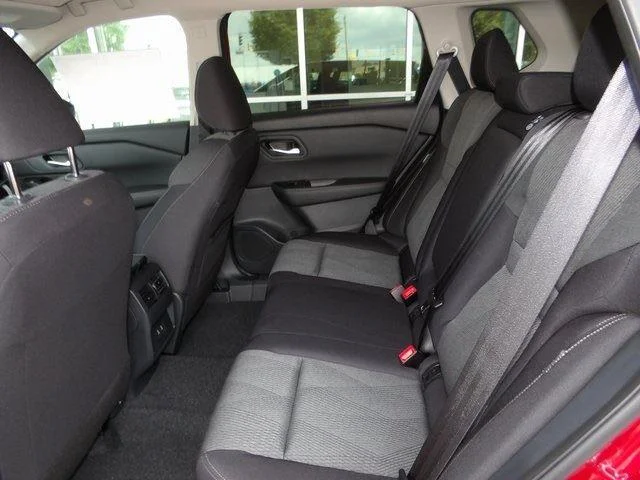 2026 Nissan Rogue SV - Photo 15