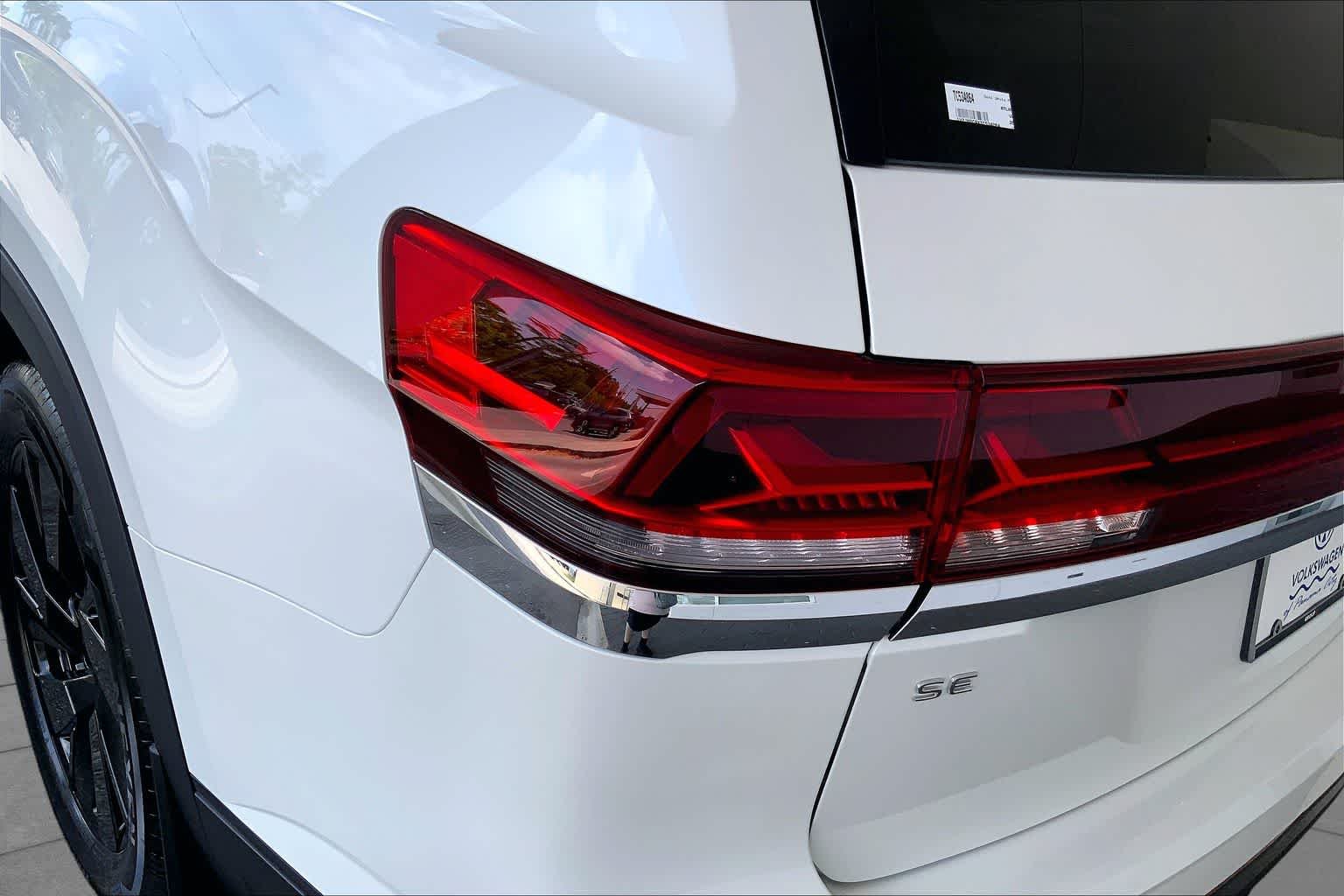 2026 Volkswagen Atlas SE w/Tech - Photo 14