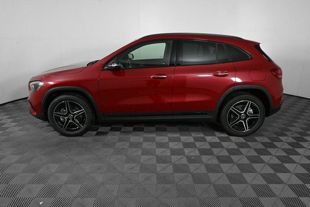 New 2026 MANUFAKTUR Patagonia Red Metallic Mercedes-Benz GLA 250 image 42