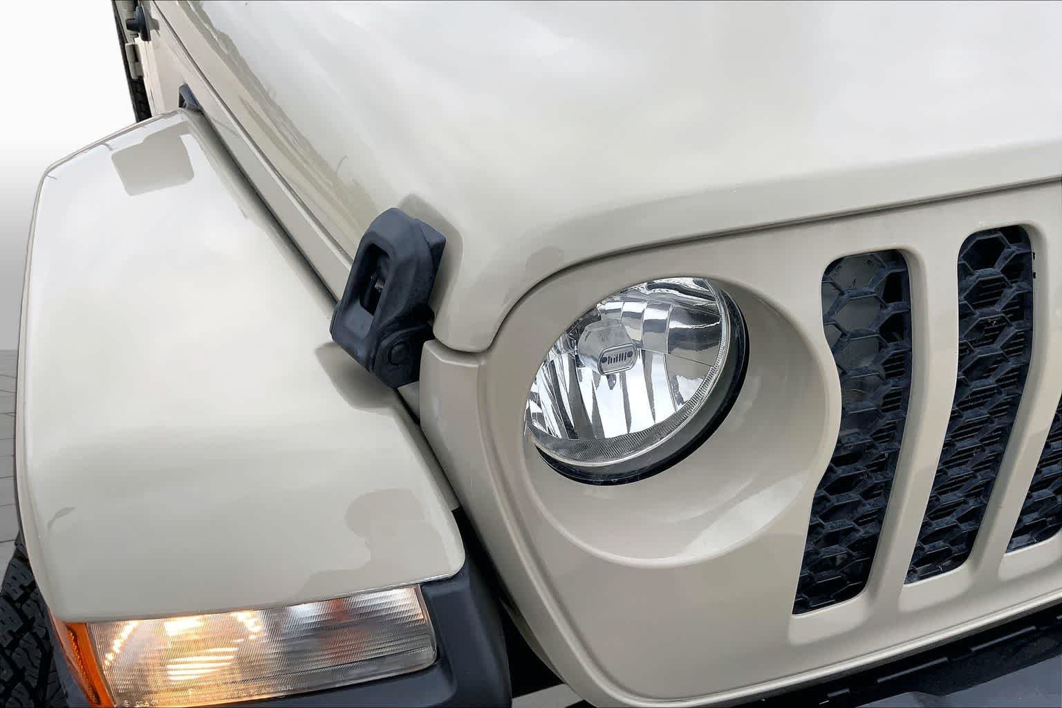 Used 2022 Hydro Blue Pearlcoat Jeep Altitude image 26