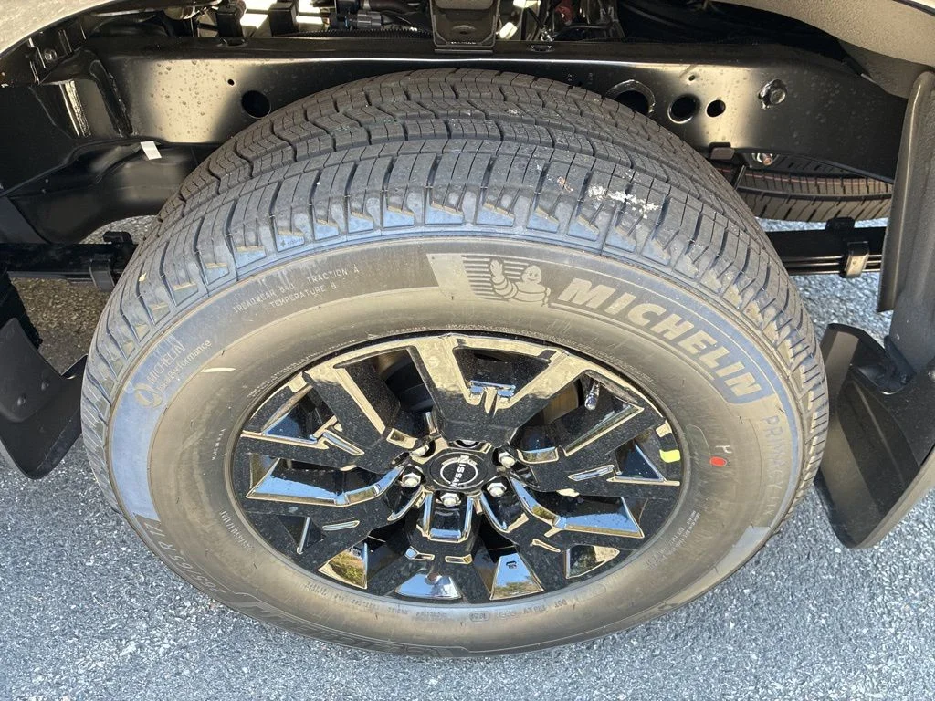 New 2026 Super Black Nissan Crew Cab SV image 22