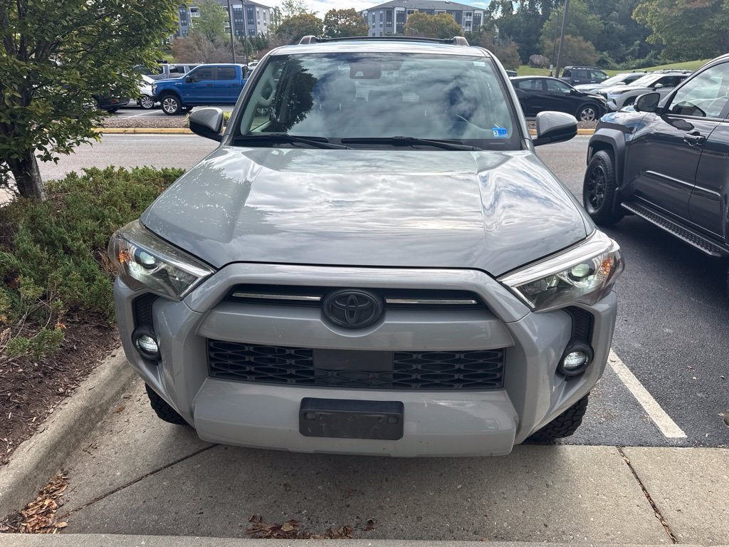 Used 2021  Toyota Trail image 6