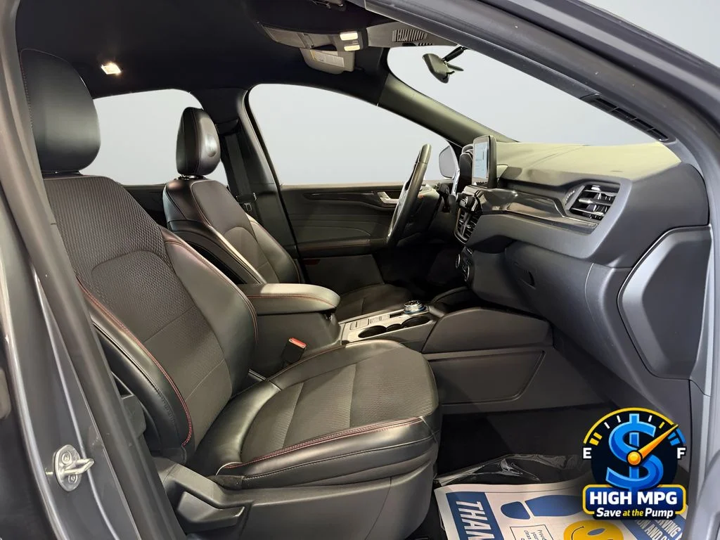 Certified Used 2024 Gray Ford ST-Line image 30