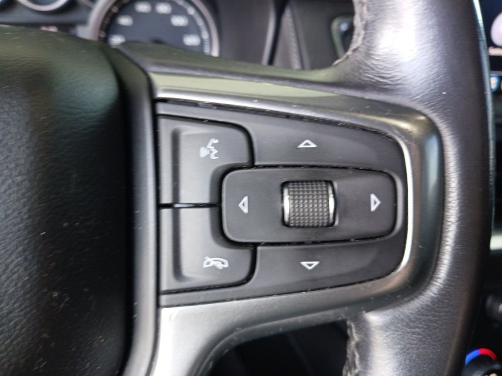 Used 2021 Black Chevrolet LT image 33