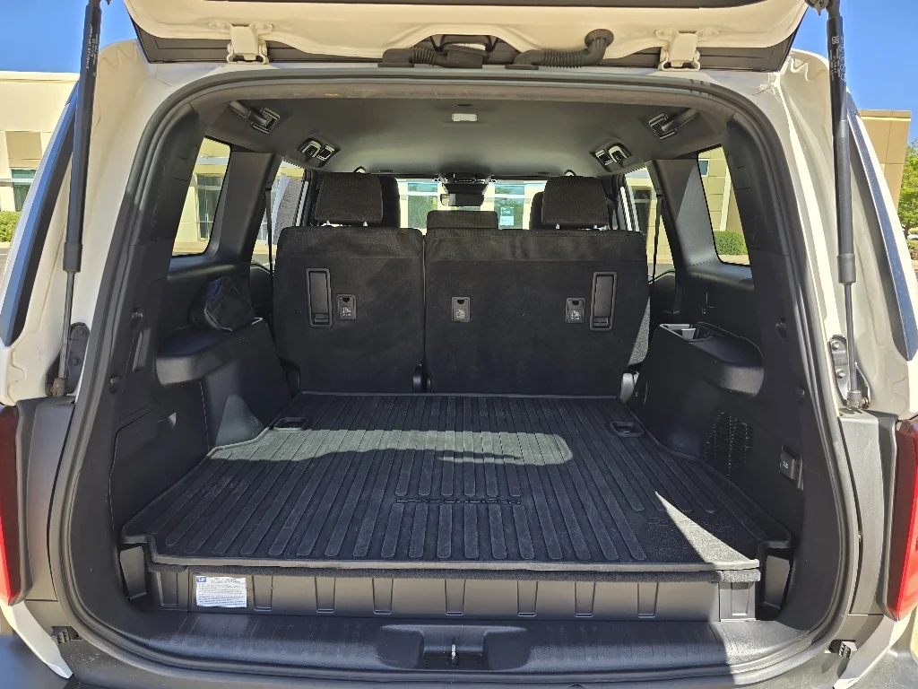 Used 2025 Ice Cap Toyota 1958 image 30