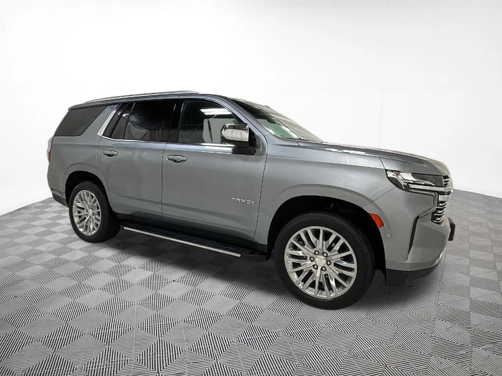 Used 2024 Sterling Gray Metallic Chevrolet Premier image 5