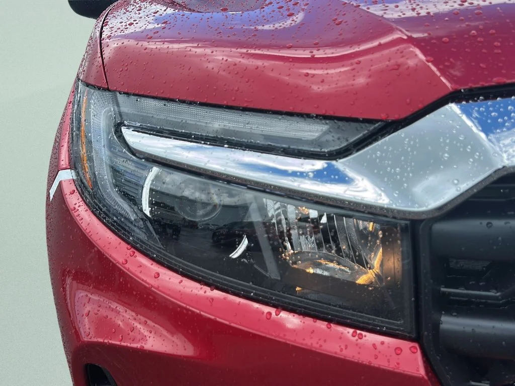 New 2026 Radiant Red Metallic II Honda RTL image 10