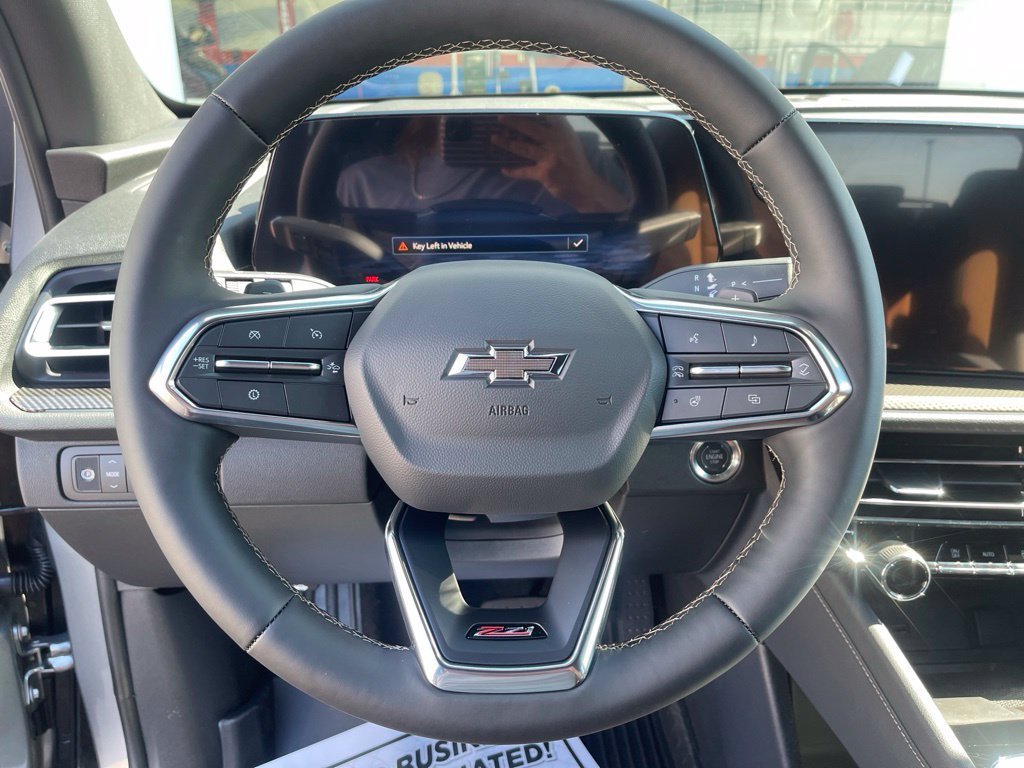 2027 Chevrolet Traverse Z71 - Photo 14