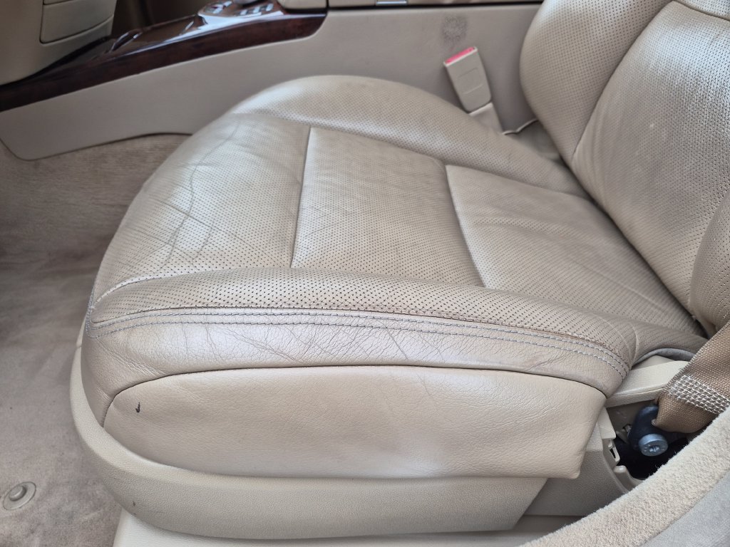 Used 2011 White Mercedes-Benz S 550 image 12