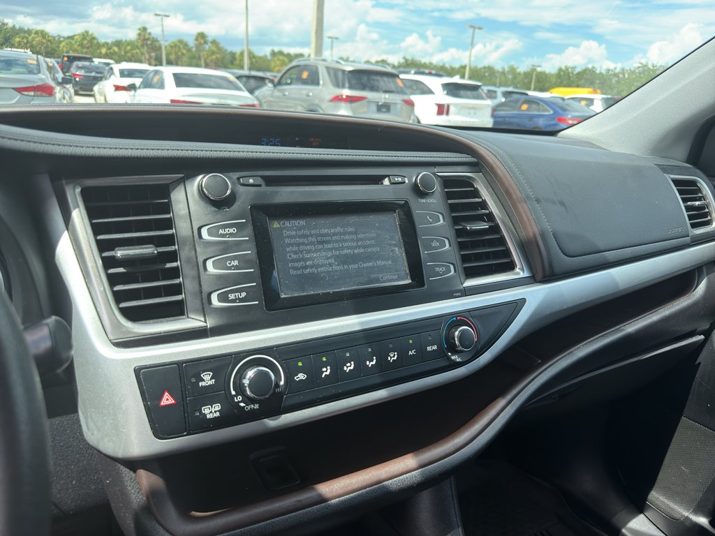 Used 2019 Blizzard Pearl Toyota LE image 6
