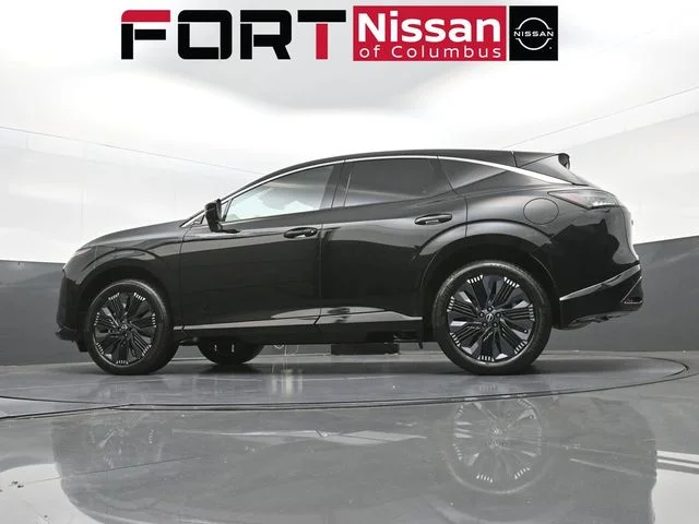 New 2026 Black Nissan Platinum image 37