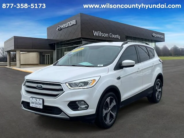 2018 Ford Escape SEL's photo