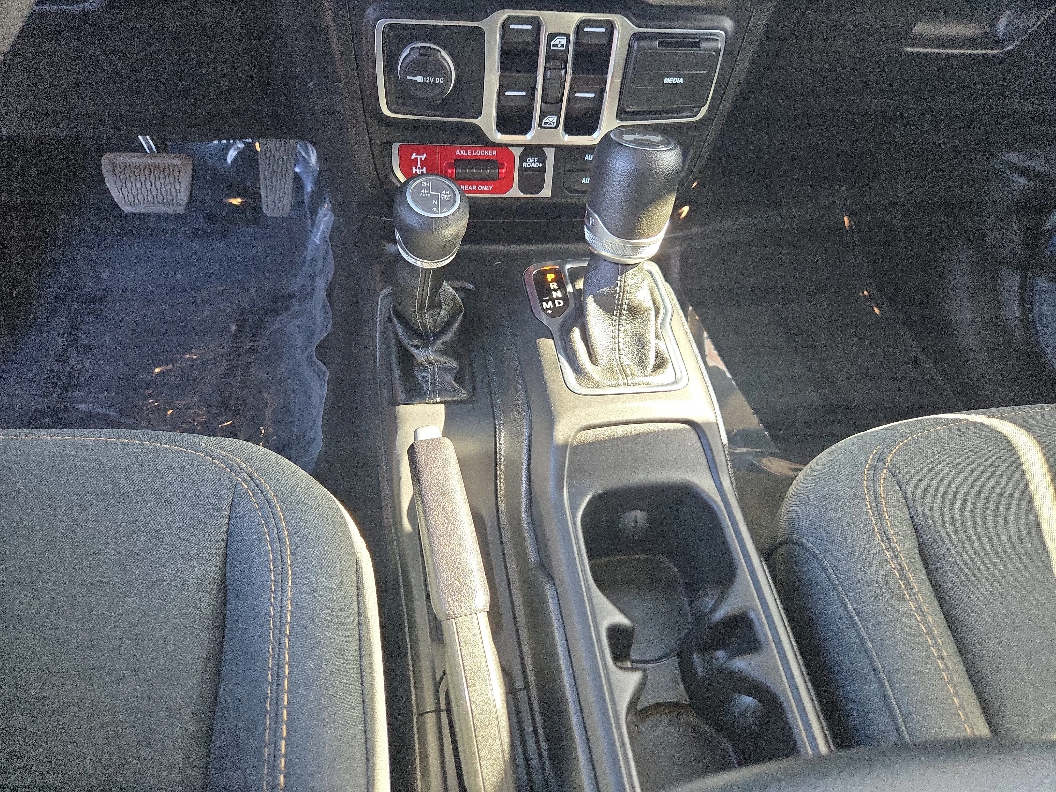 Certified Used 2025 Gray Jeep Willys 4xe image 21