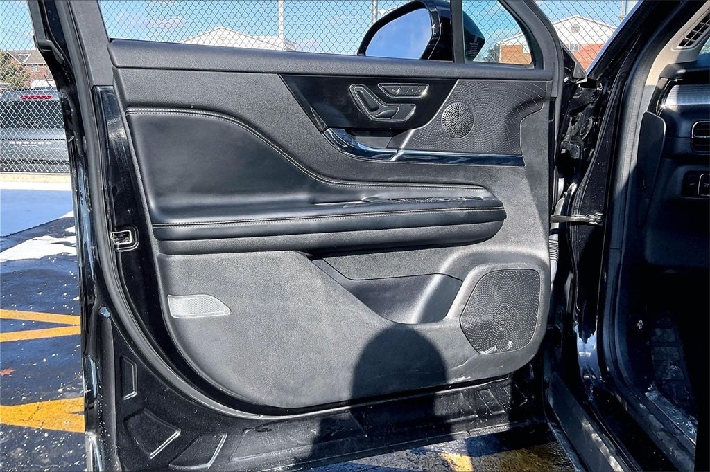 2023 LINCOLN CORSAIR - Image 19