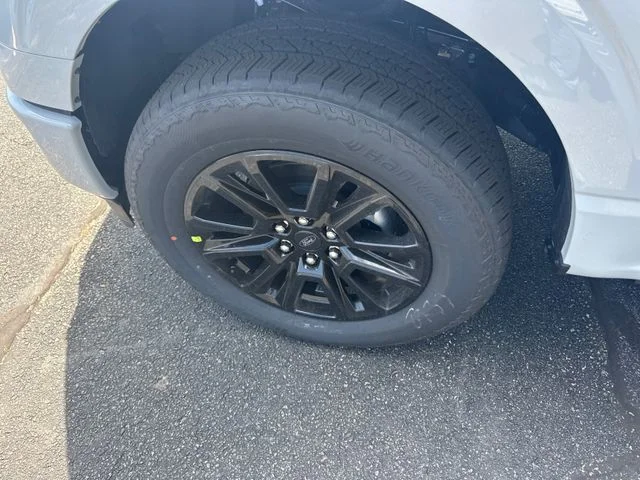 New 2026 Avalanche Ford Platinum® image 15