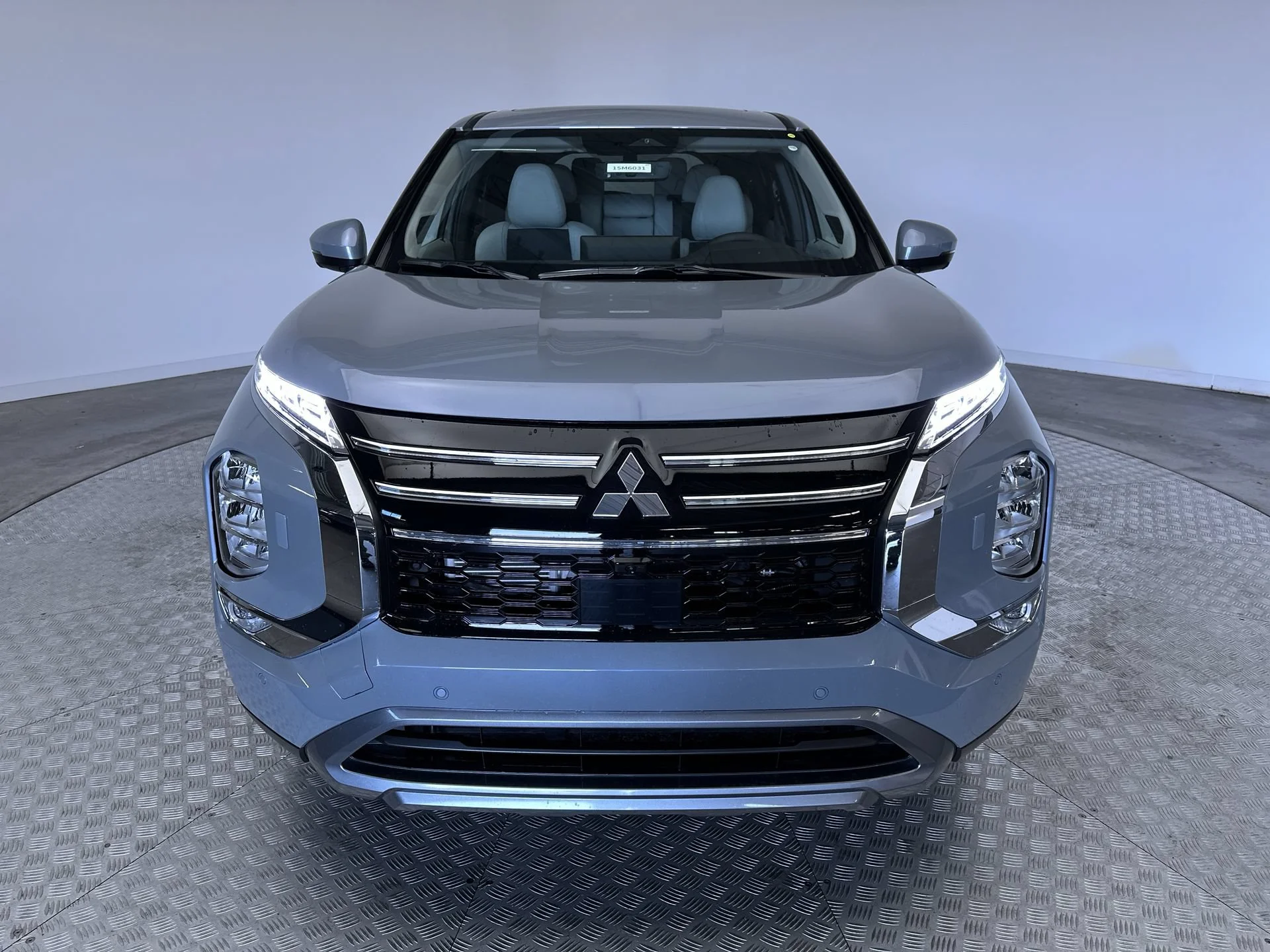 New 2026 Moonstone Gray Metallic Mitsubishi SE image 30
