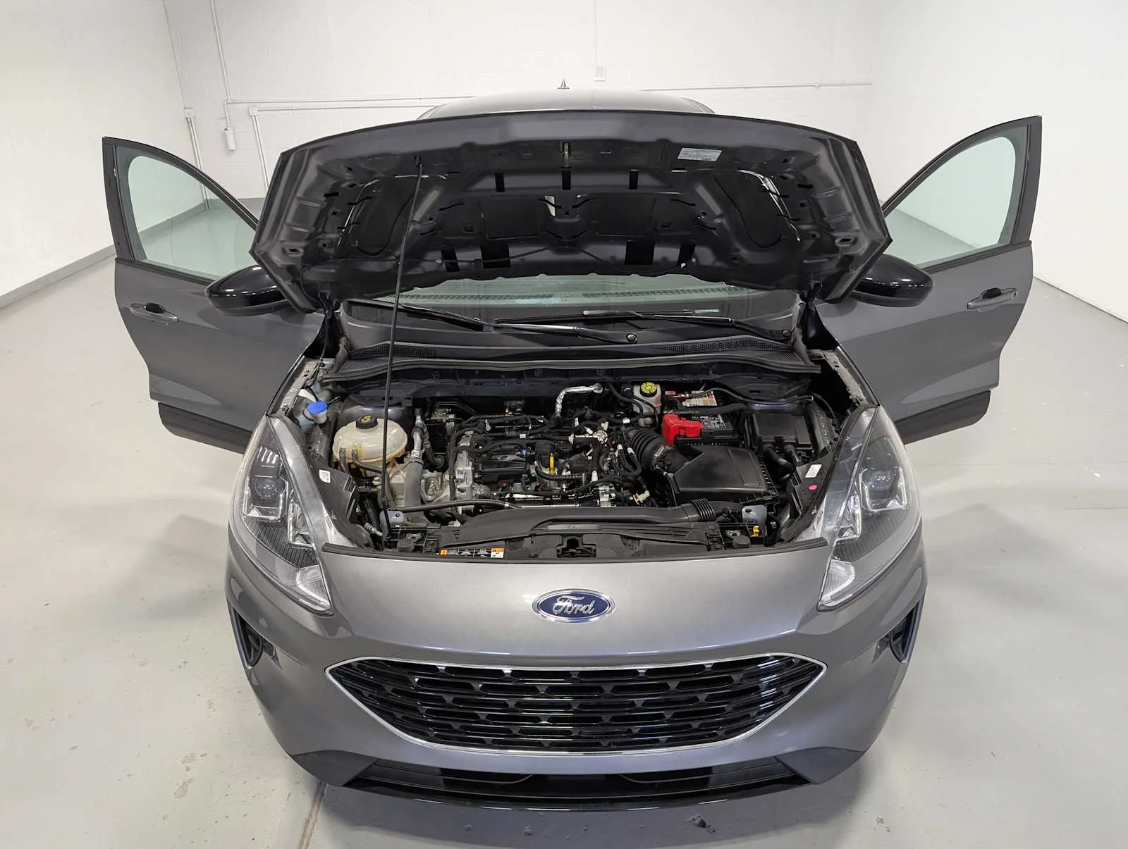 Used 2022 Carbonized Gray Metallic Ford SE image 13