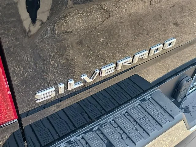 New 2026 Black Chevrolet LT image 32
