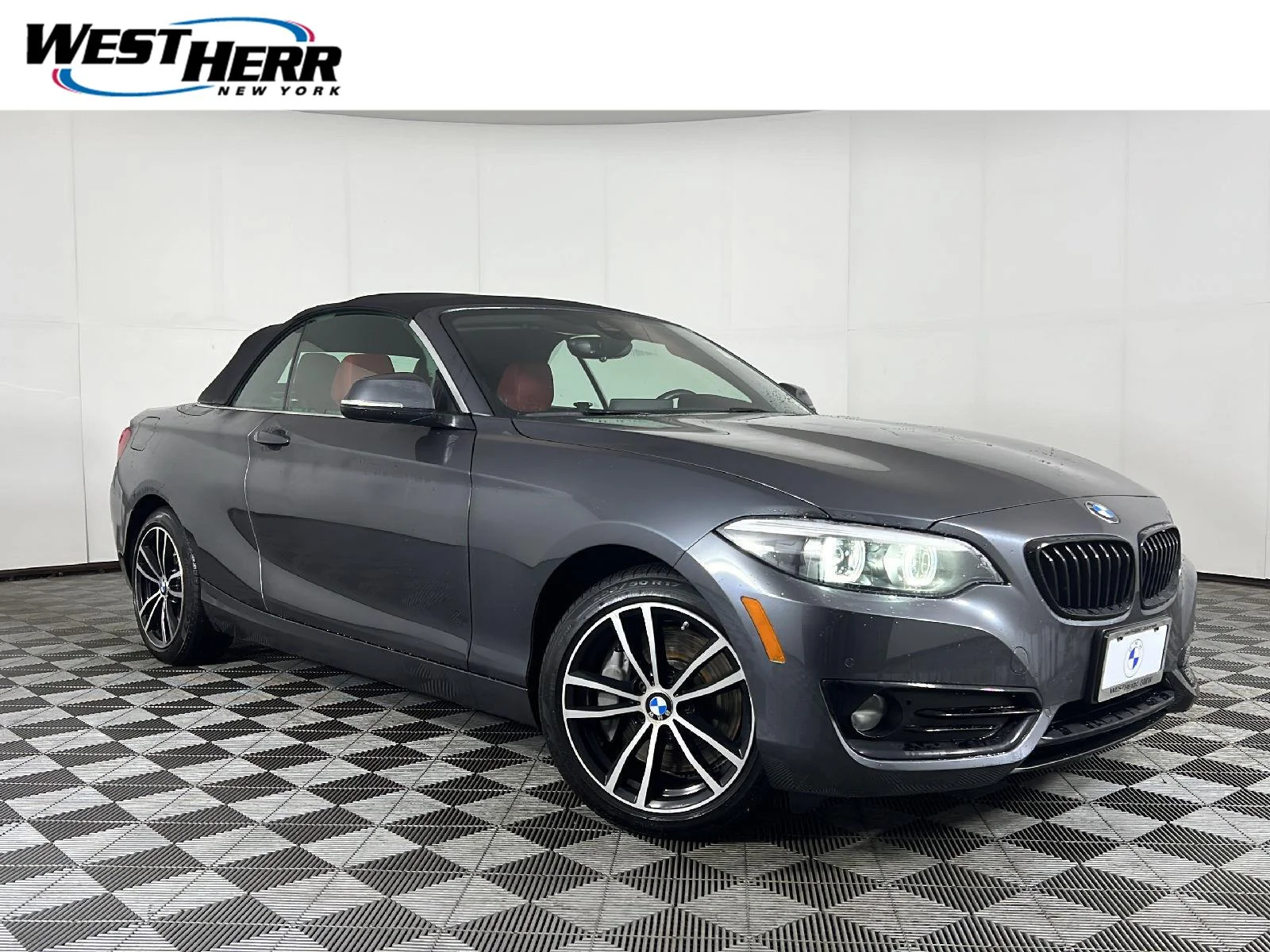 Used 2021 Mineral Grey Metallic BMW 230i xDrive image 1