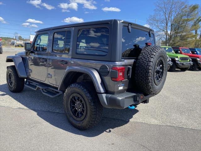 Used 2023 Granite Crystal Metallic Clearcoat Jeep Willys image 7