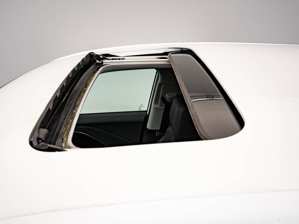 New 2026 Platinum White Pearl Acura AWD image 14