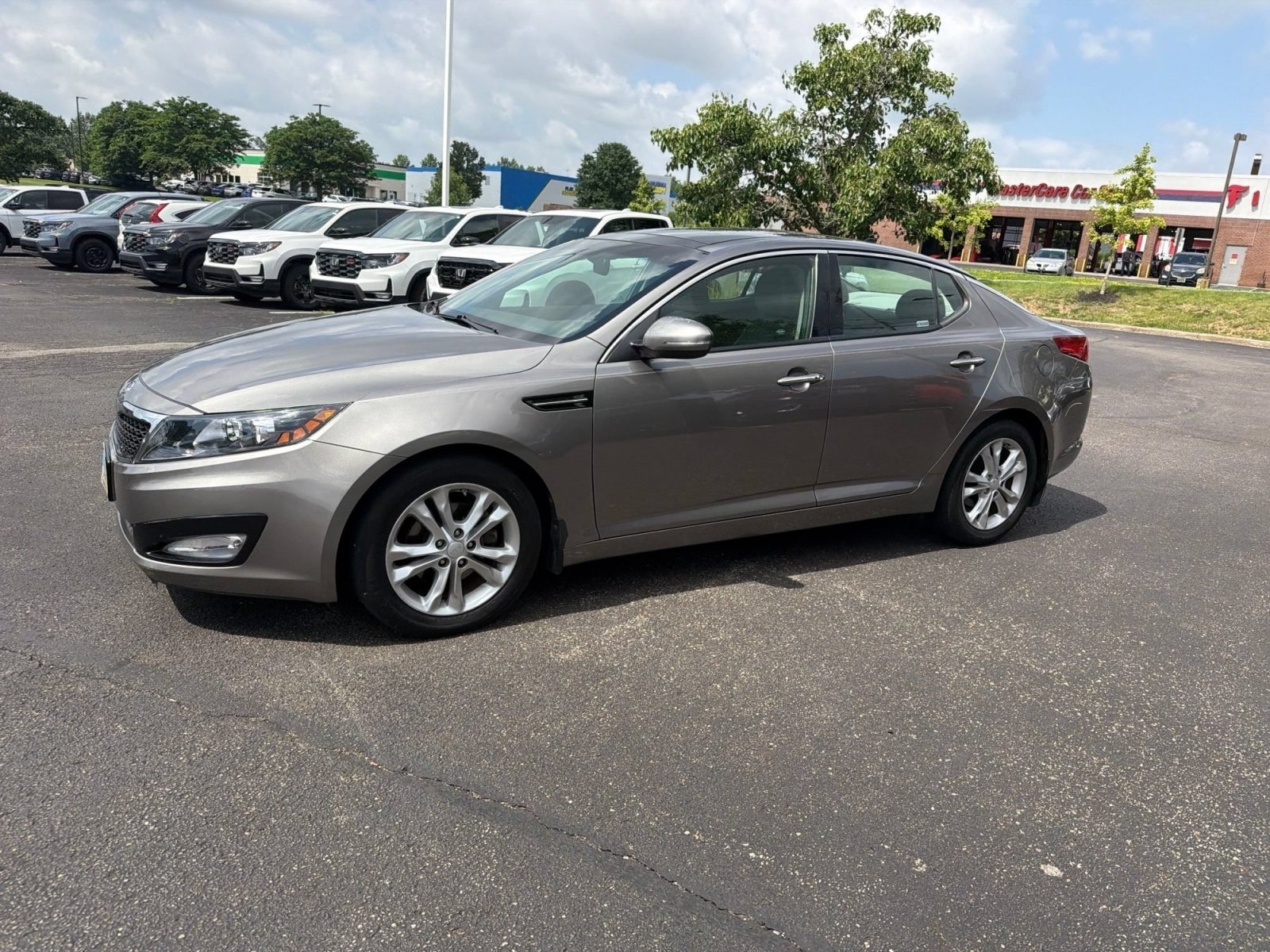 Used 2012 Titanium Metallic Kia EX image 15