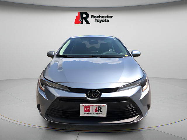 Certified Used 2024  Toyota LE image 2