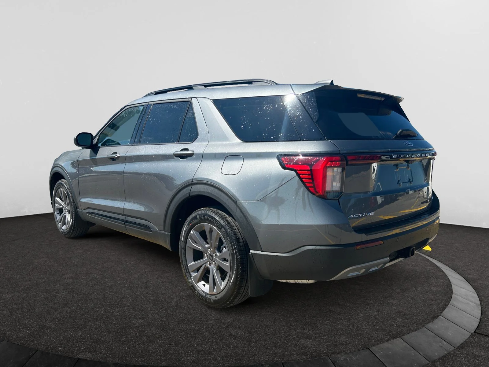 New 2026 Carbonized Grey Metallic Ford Active w/200A Pkg image 3