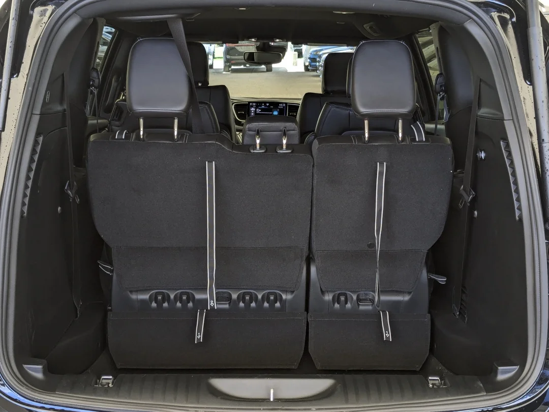 New 2026 Black Chrysler Select - - AWD - 3.6L Pentastar VVT V6 - S Appearance Pkg w/ 20 Whls & More! image 27