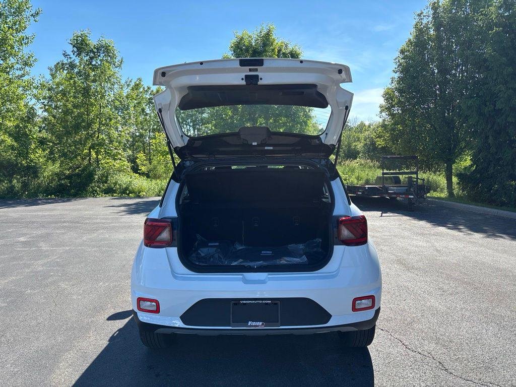 New 2026 White Hyundai SEL w/Two-Tone Roof image 12