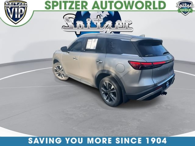 Used 2023 Silver INFINITI LUXE image 7