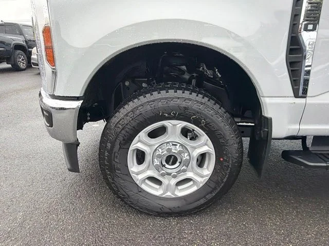 New 2026 Avalanche Gray Ford F-350® XLT image 68
