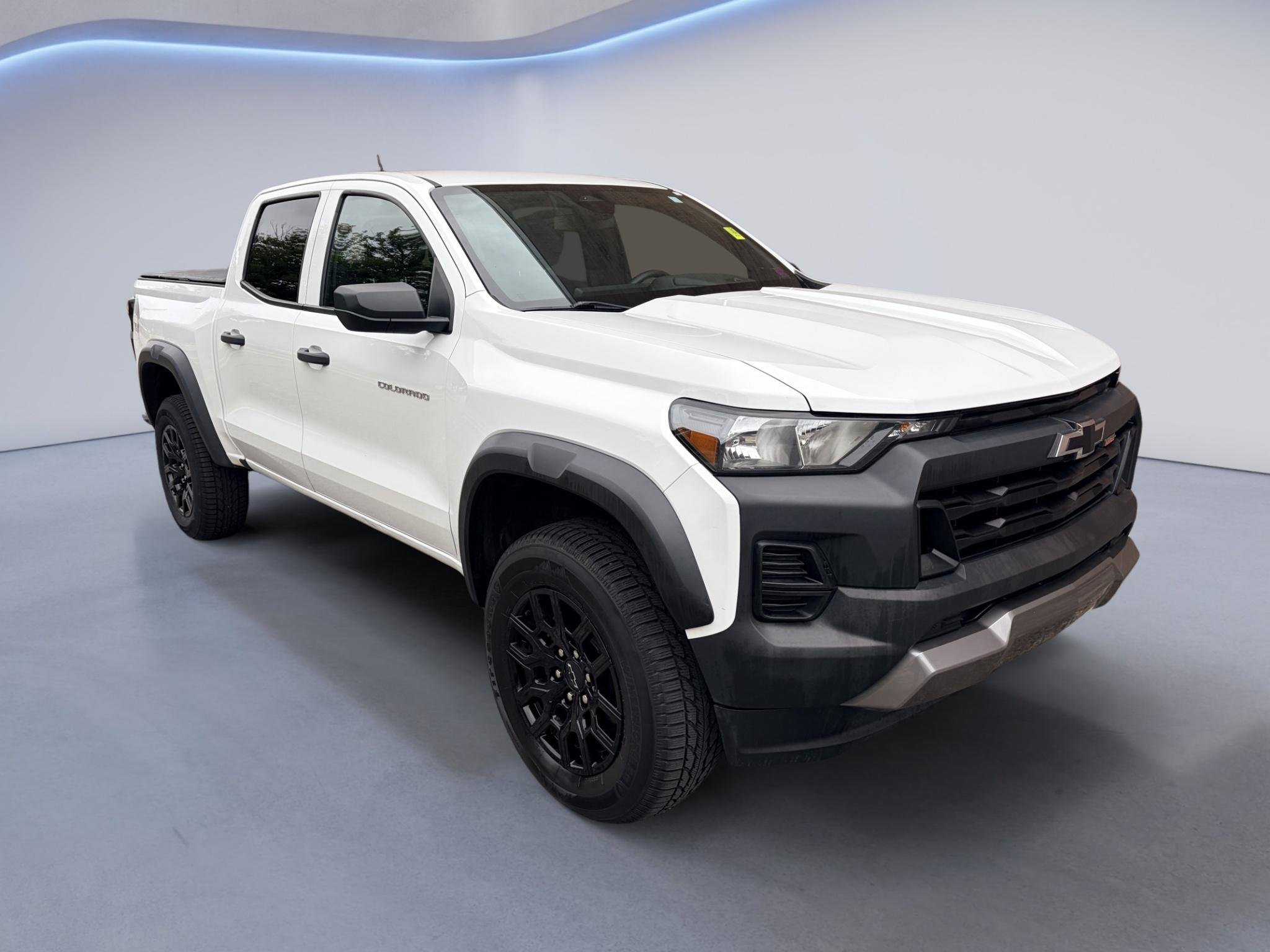 Used 2023 Summit White Chevrolet 4WD Trail Boss image 7
