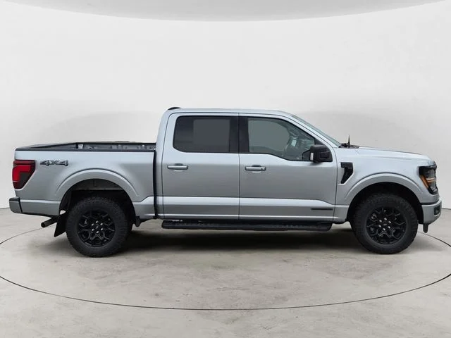 Used 2024 Silver Metallic Ford XLT image 4