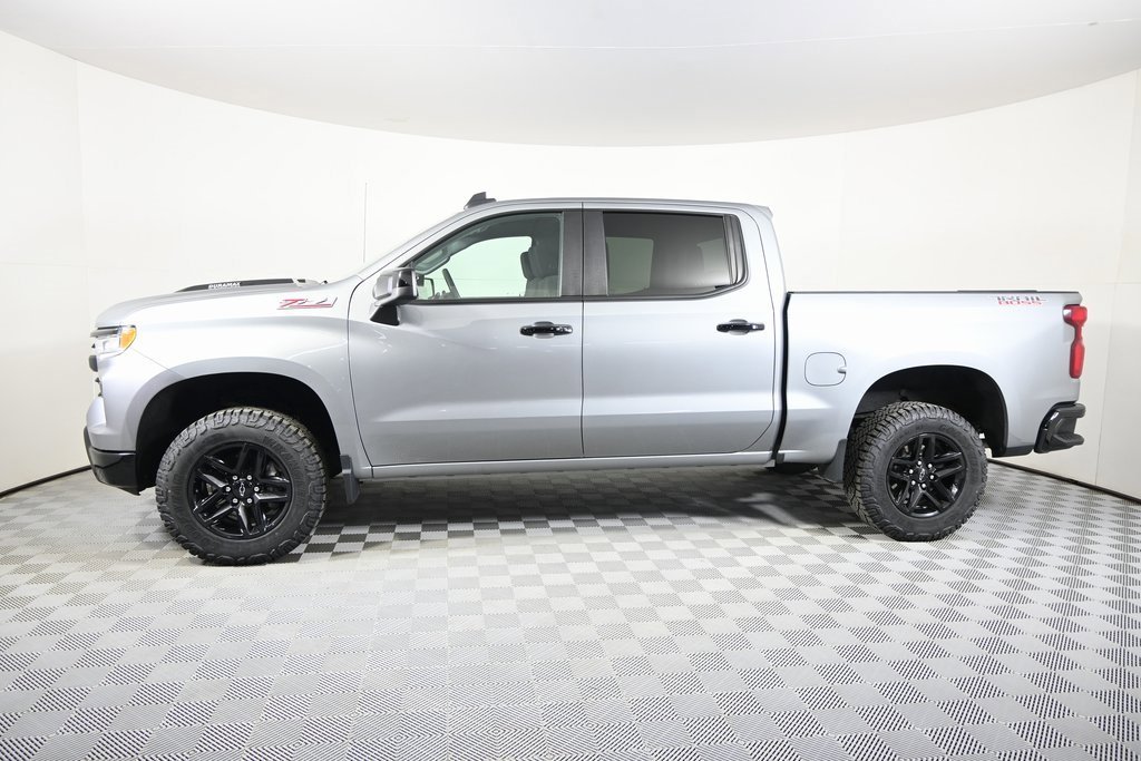 Used 2023 Chevrolet Silverado 1500 LT Trail Boss with VIN 3GCUDFE87PG283476 for sale in Forest Lake, Minnesota